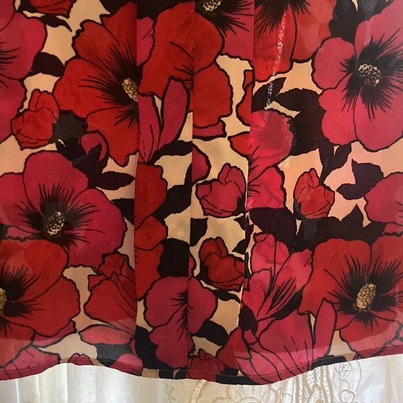 Short sleeve shirt by Ann Taylor Factory - Picture 3 of 7